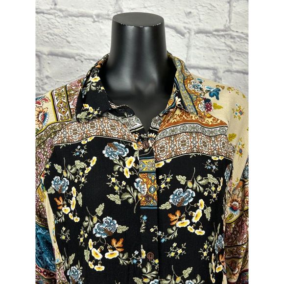 Artistic Works by Lu Floral‎ Print Button Up Long Sleeve Blouse Women Sz S NWT - Picture 2 of 7
